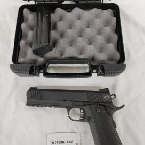 ROCK ISLAND ARMORY M1911 A2 FS Tact w/2 Mags